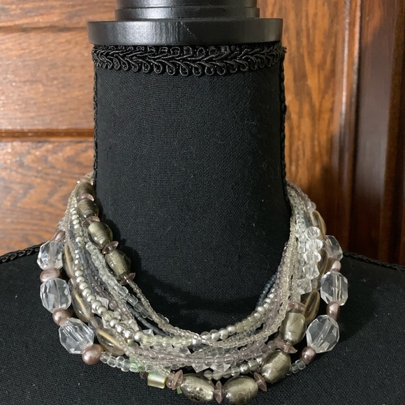 Beaded necklace approx. 9” with an extender to make longer. - Picture 1 of 5